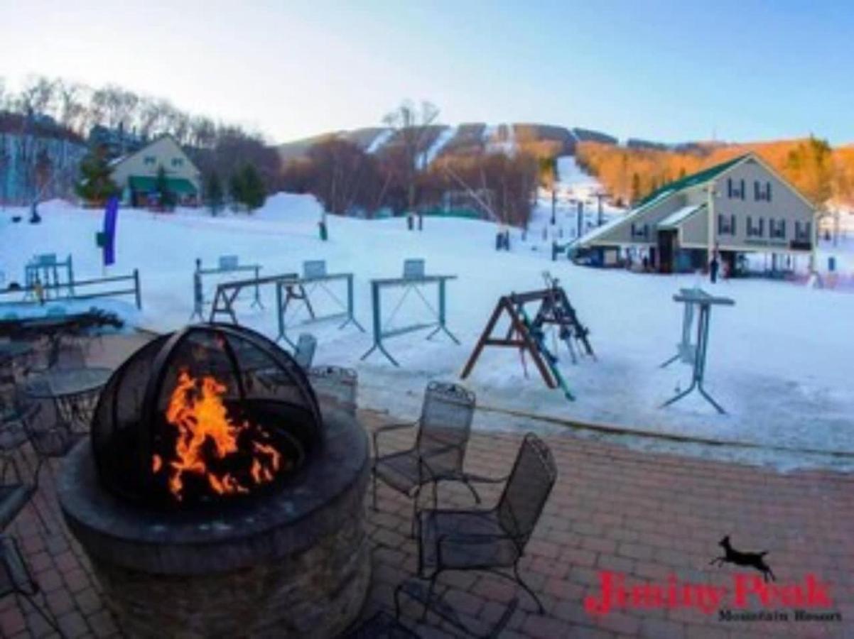 Mountain View Suite On Jiminy Peak Ski On Off -New Hancock Bagian luar foto